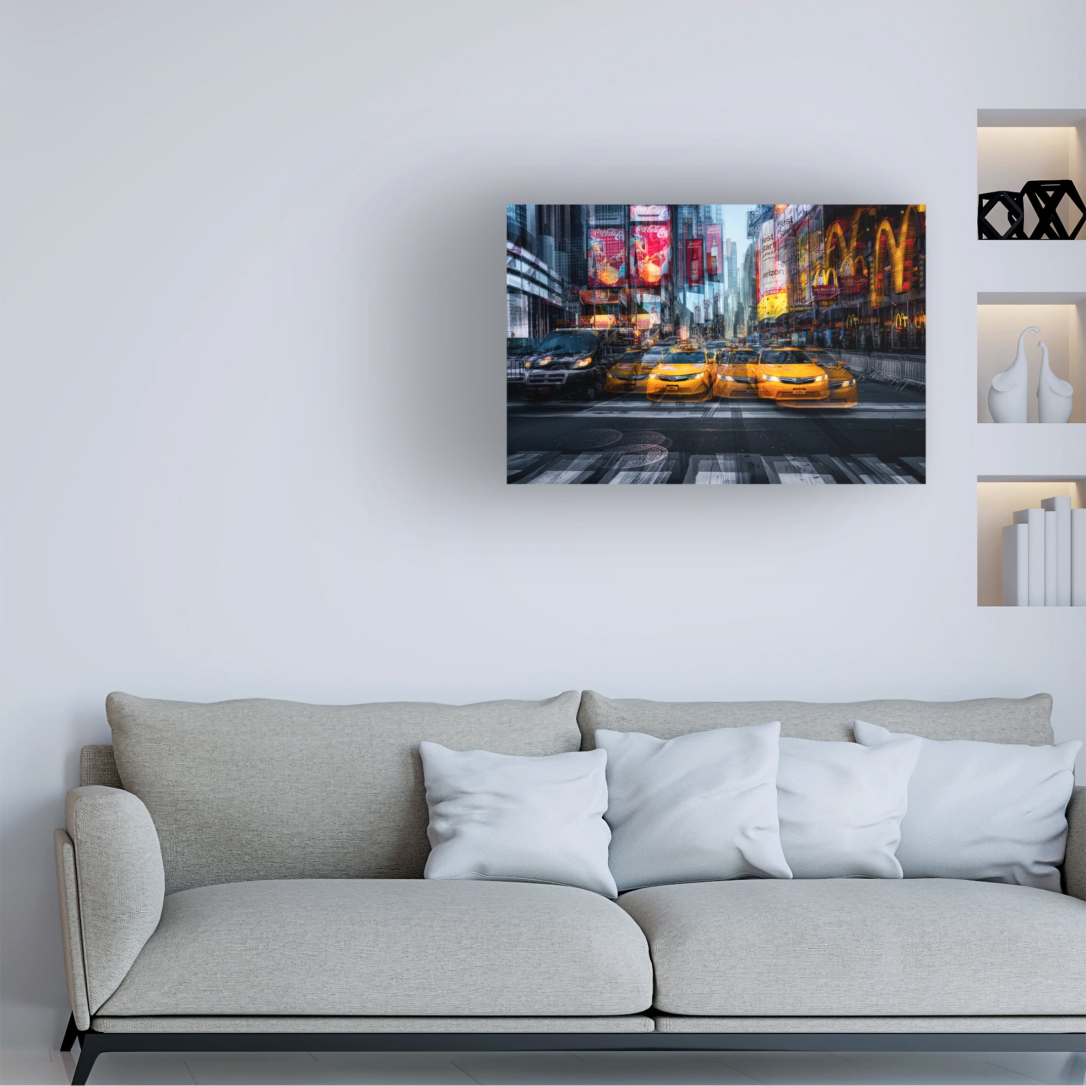 Trademark Fine Art Helena GARCIA HUERTAS a taxi for christmas Canvas Wall Art