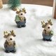 thumbnail image 5 of Figuras de reno de resina para decoración navideña, centros de mesa navideños para decoración de mesa, adorno navideño de reno de resina para decoración del hogar, decoración navideña para interiores, 5 of 8