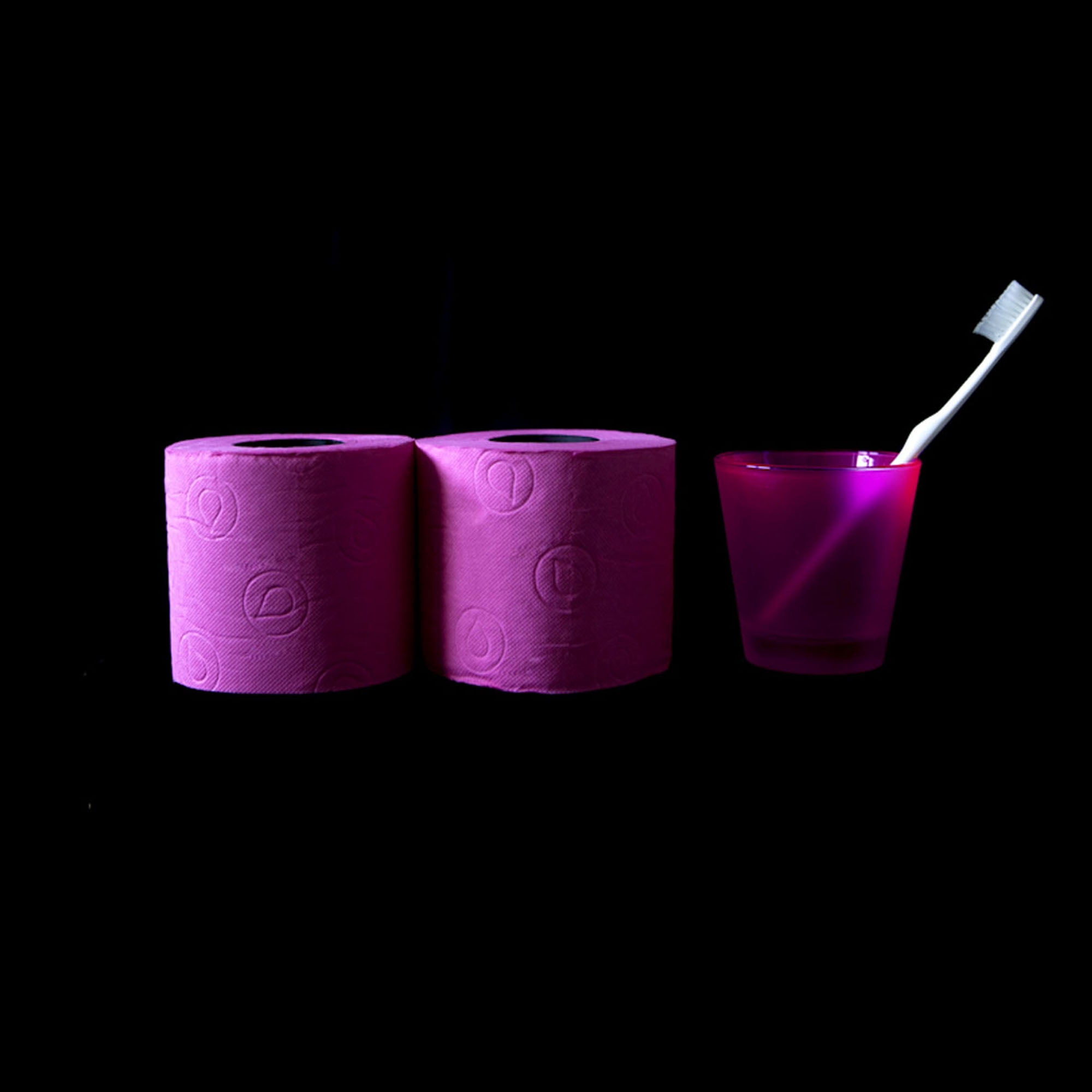 Renova Pink Toilet Paper, 6 Rolls, 140 Sheets Per Roll 