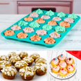 thumbnail image 4 of Set para hornear Jewoster Mini Muffin & Cupcake, 24 tazas de silicona, 4 of 7