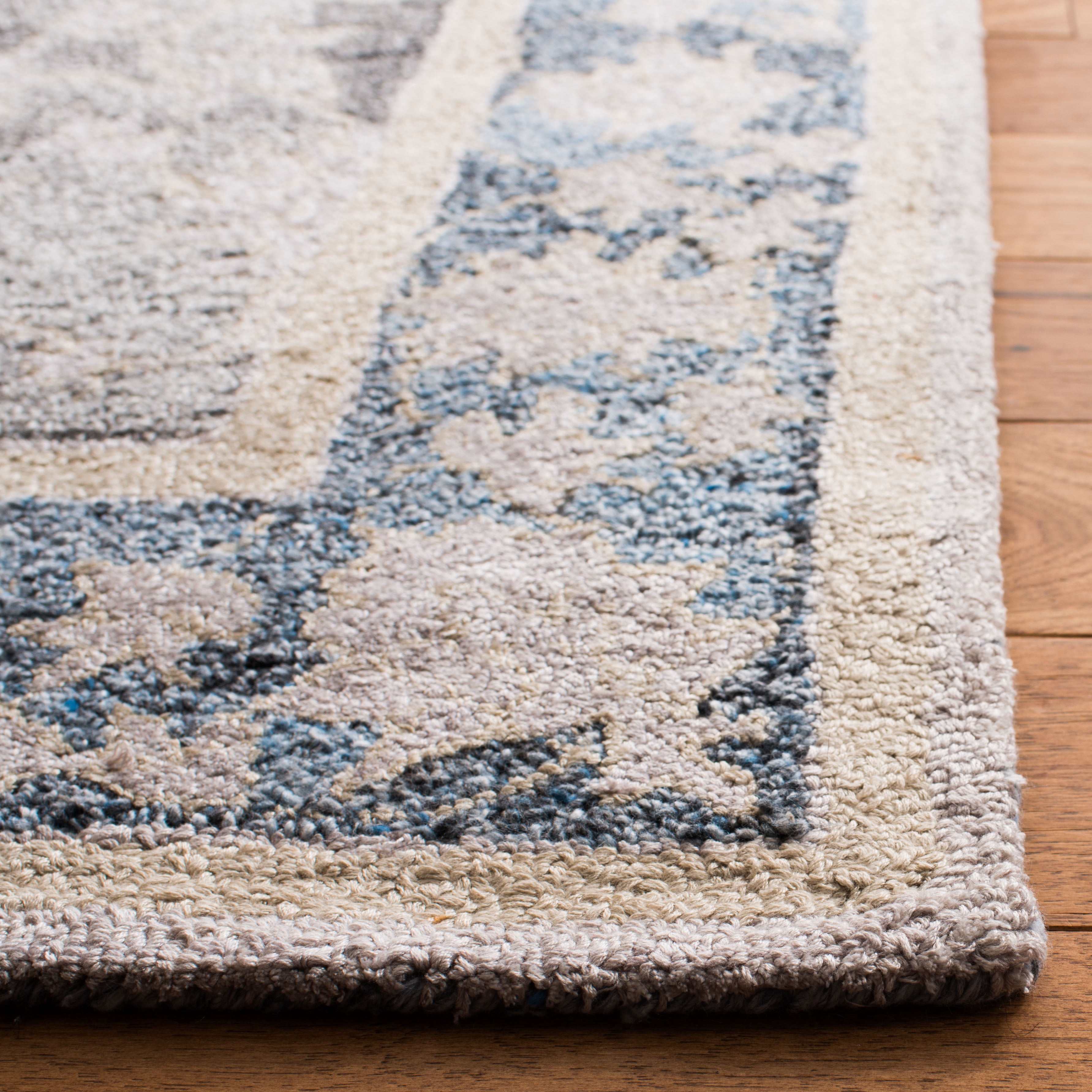 SAFAVIEH Abstract Cynthia Oriental Runner Rug, Beige/Blue, 2'3" x 8'