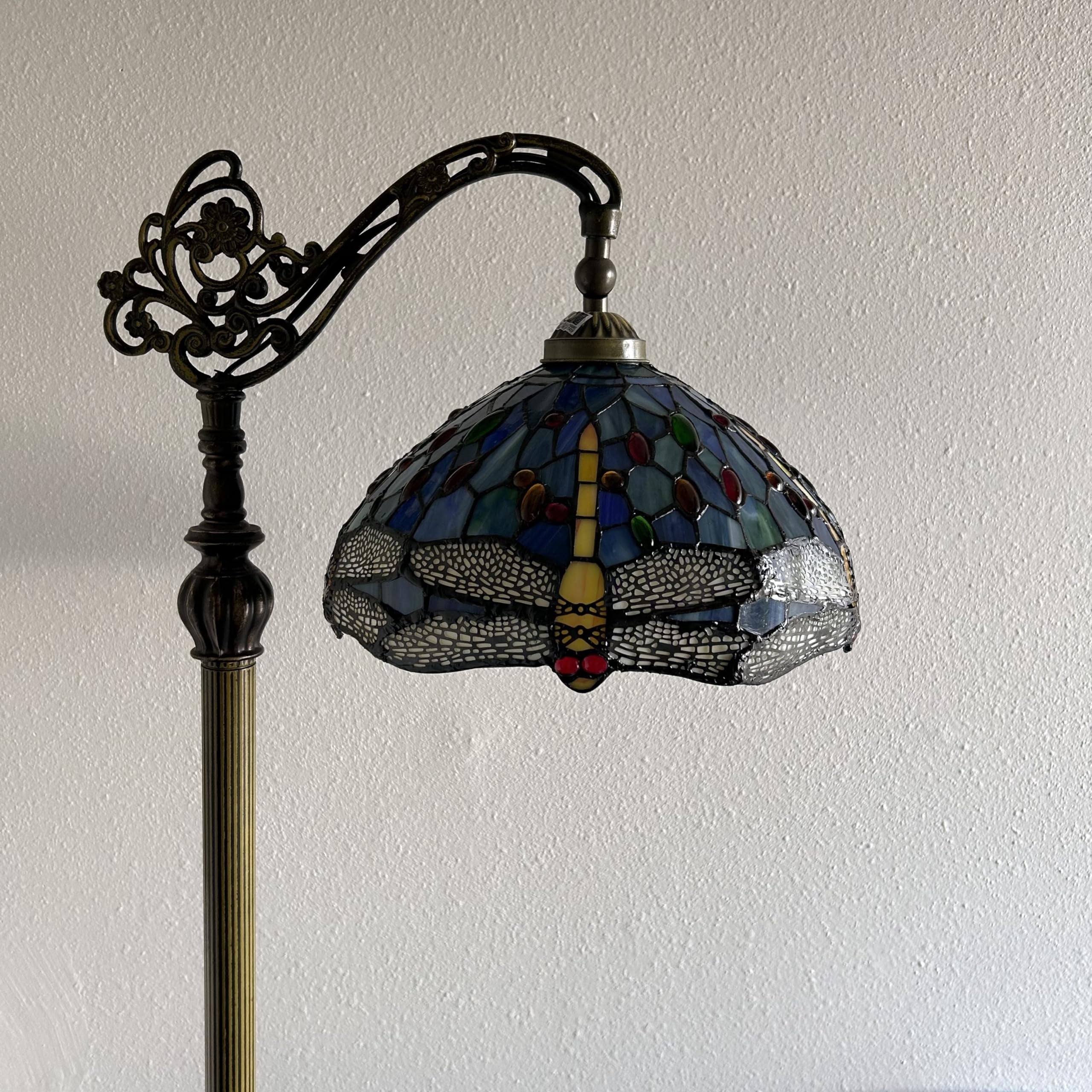 Enjoy Décor Lamps Tiffany 1-Light Dragonfly Blue Stained Glass Bowl Floor Lamp with Adjustable LED Bulb