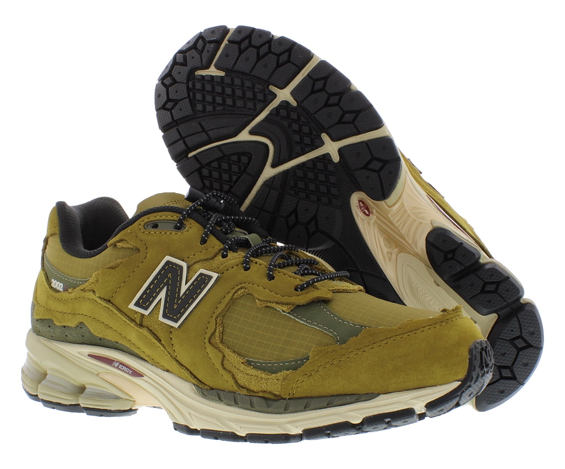 New Balance 2002R Mens Shoes Size 9.5, Color: High Desert/Dark