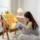 thumbnail image 1 of Cojín de terciopelo para silla de oficina con espuma viscoelástica, asiento y respaldo ergonómicos para oficina en casa, comodidad y alivio de la postura. Aestivo | Amarillo | AESTIVO, 1 of 7