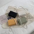 thumbnail image 4 of Bolso de verano con perlas estilo moderno bolso cruzado de moda bolso de mujer verano simple bolso de hombro bajo el brazo pequeño cuadrado, 4 of 6