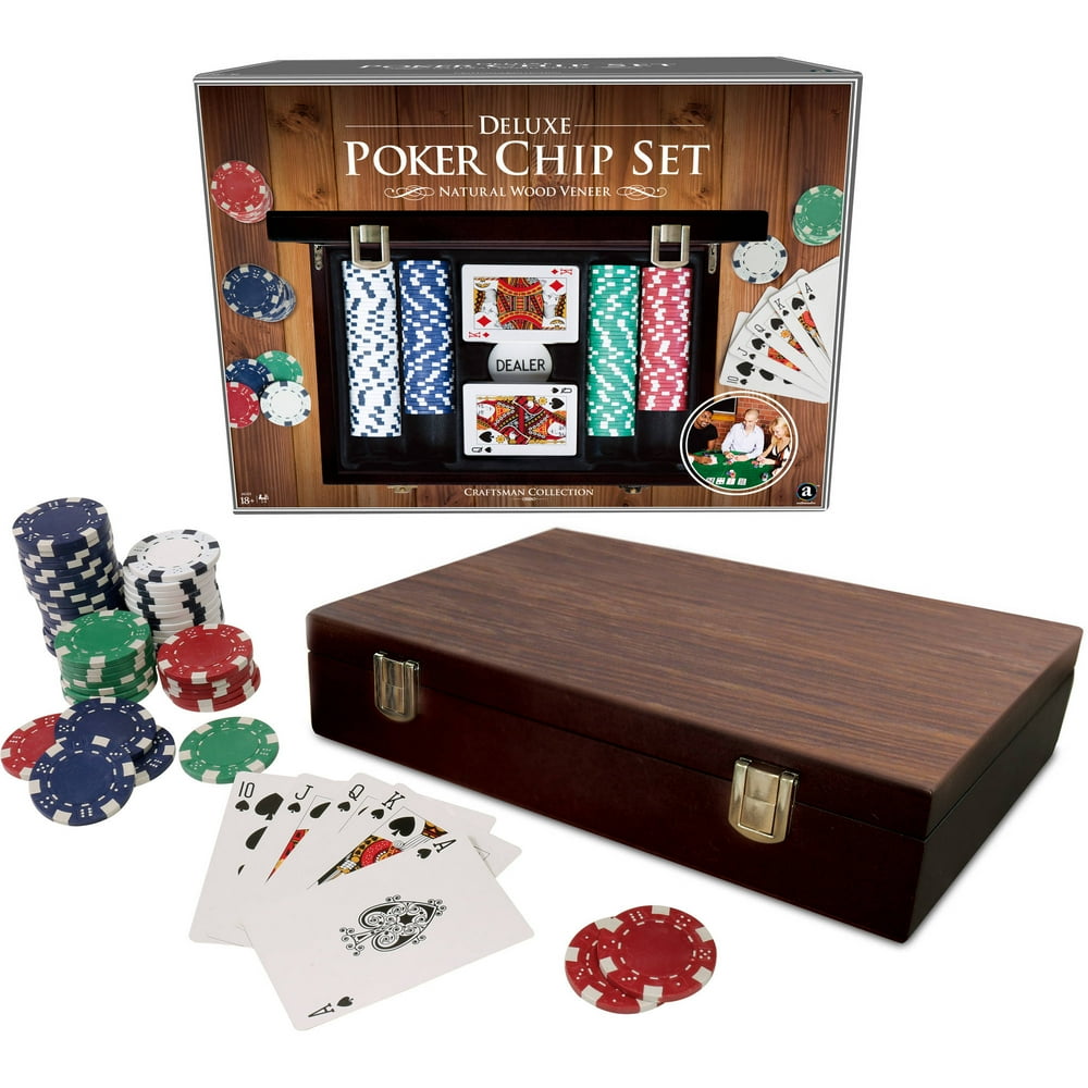 Craftsman Natural Wood Veneer Deluxe Poker Set