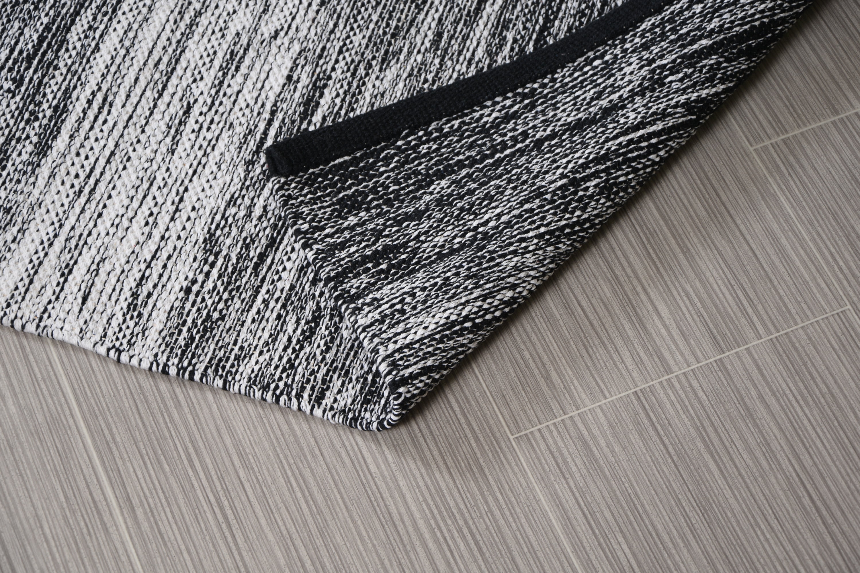 Black & White Cotton Door Mat Rug Indoor Outdoor - 2x3' Entrance Entryway Rug Kitchen Bath Home Décor (24 x 36")