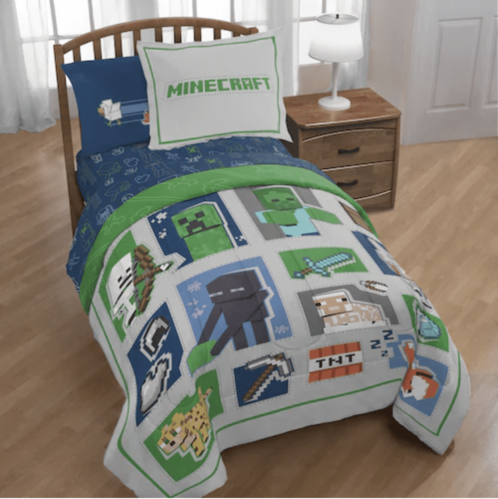 Minecraft Builders Iconic Boys Full Comforter, Sheet Set & BONUS SHAMS