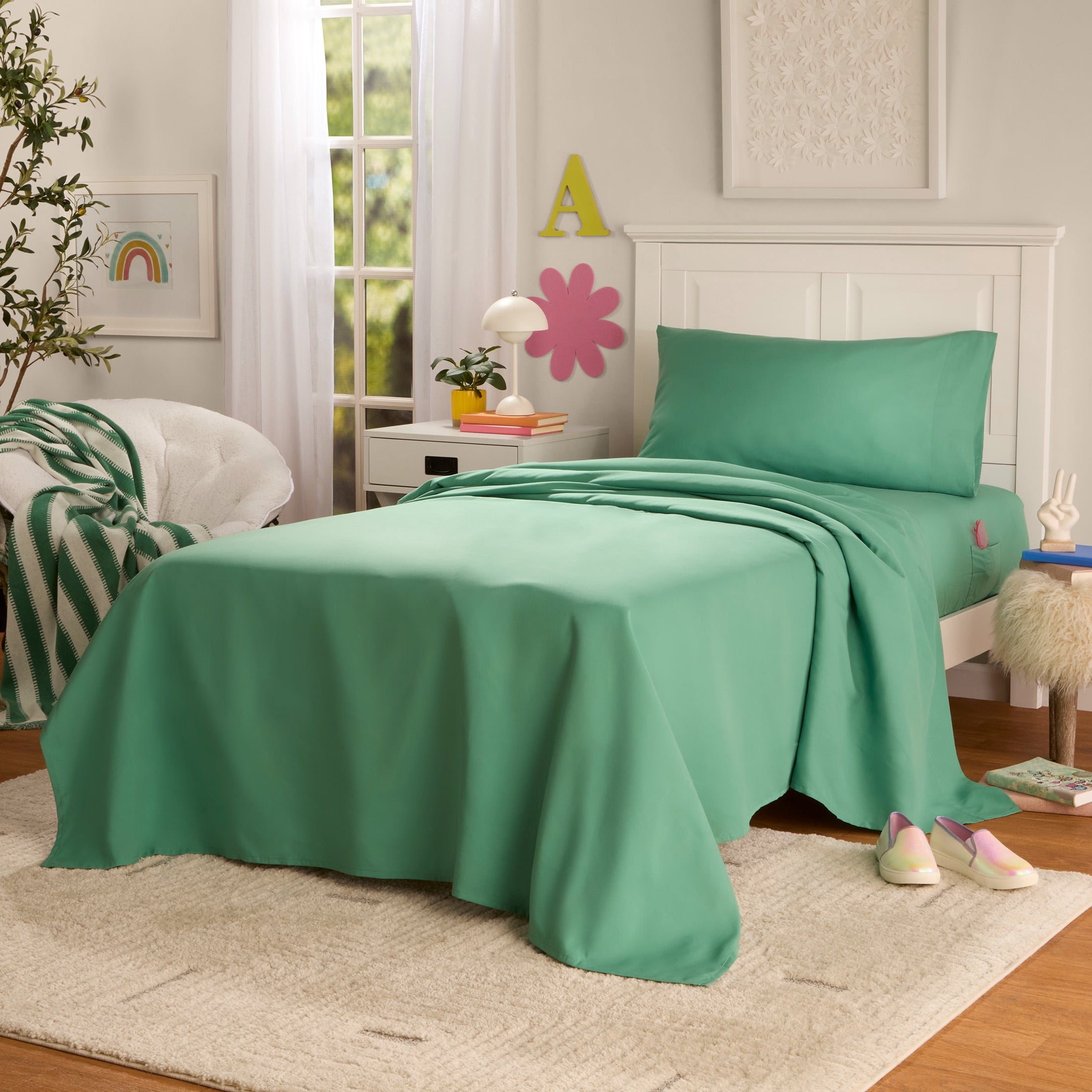 Mainstays by Becky G. & Alejandra 3-Piece Green Lily Super Soft Microfiber Bed Sheet Set, Twin-XL