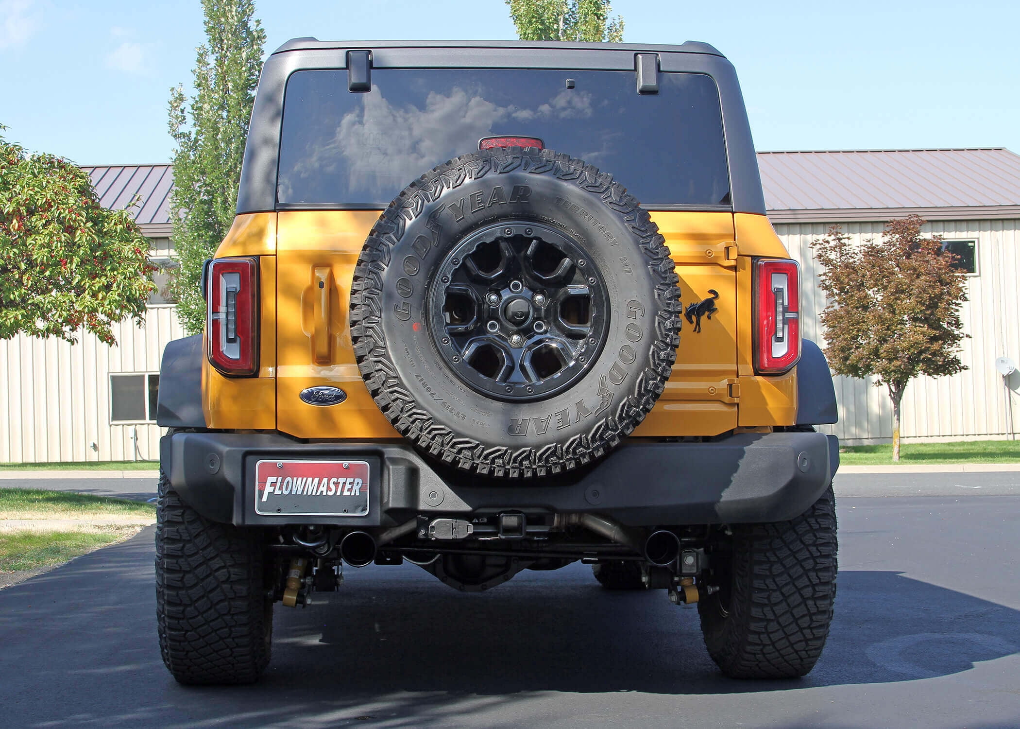 Flowmaster 718122 FlowFX Cat-Back Exhaust System Stainless Dual Exit