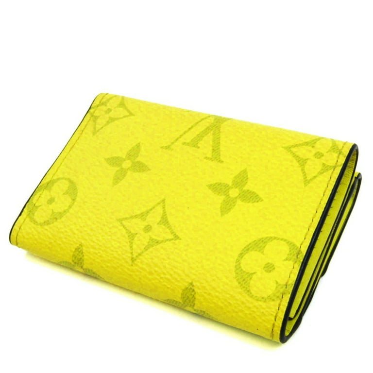 Louis Vuitton - Authenticated Coin Card Holder Small Bag - Leather Yellow for Men, Very Good Condition