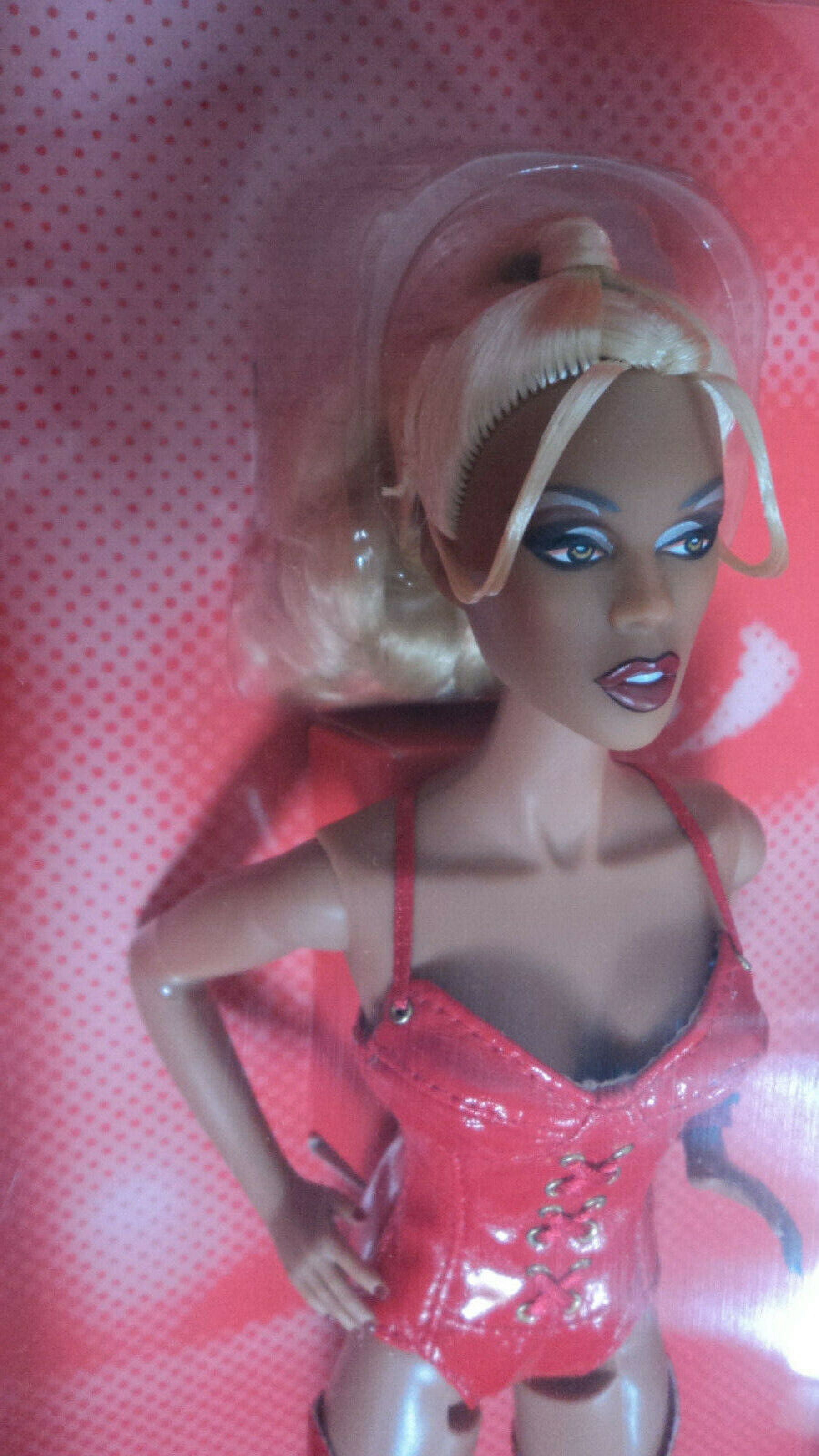 インテグリティトイズ　ル・ポール　レッド・ホット Integrity Toys Collectible Kids Doll, Red, 3