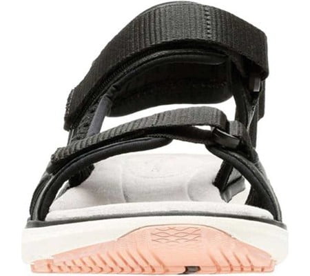 clarks un roam sandals