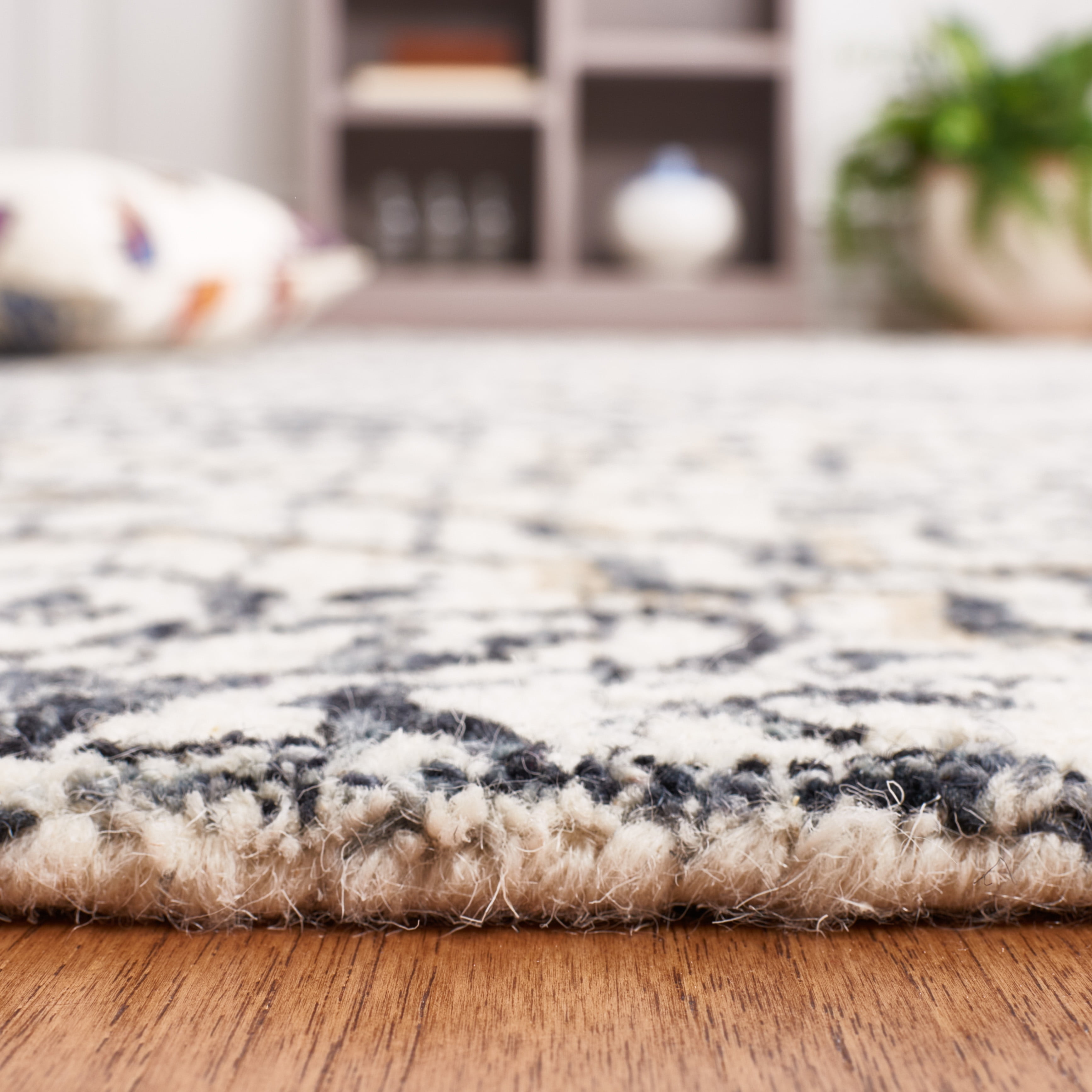 SAFAVIEH Abstract Drew Abstract Wool Area Rug, Ivory/Navy, 6' x 6' Square