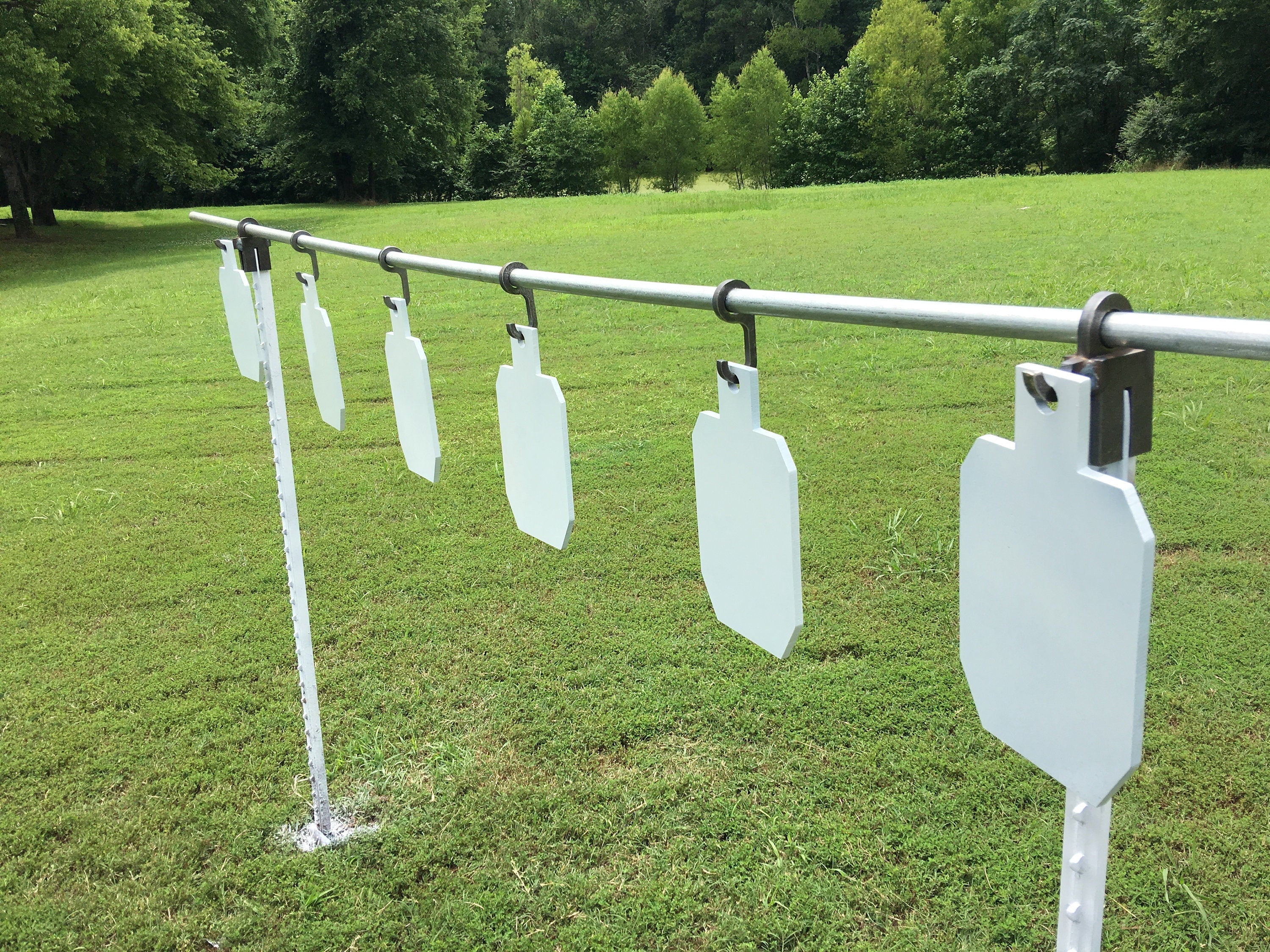 Magnum Target 3/8â€ AR500 Steel Shooting Target Conduit T-Post Pipe Stand - 2 Mounts / 4 Hooks - TPPS2-CH4-KIT