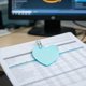 thumbnail image 4 of Notas adhesivas con forma de corazón | Blocs de notas adhesivas para recordatorios para estudiantes y oficina, 4 of 7