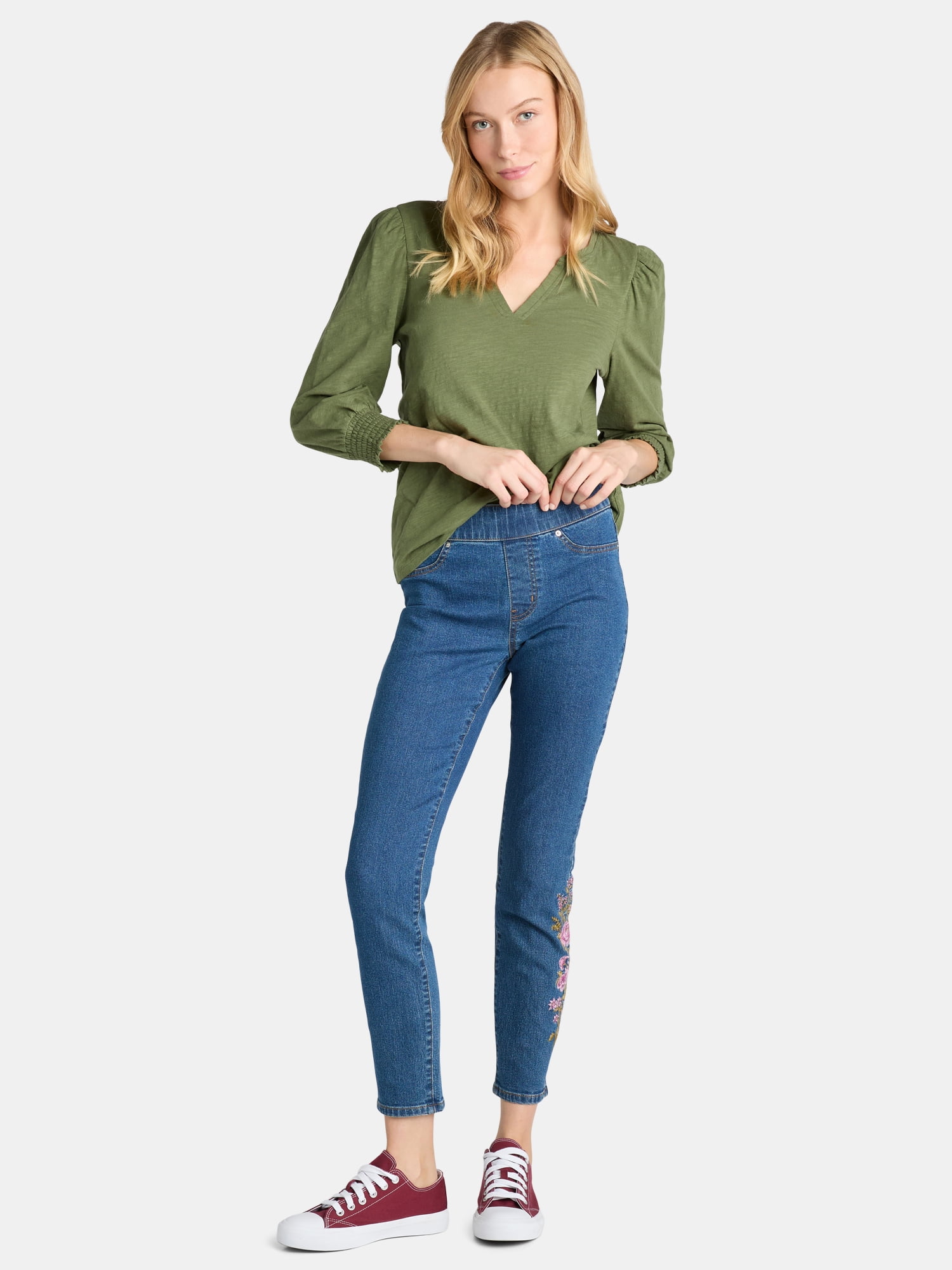 The Pioneer Woman Embroidered Pull-On Jeans, 28” Inseam, Sizes S-3X, Women’s