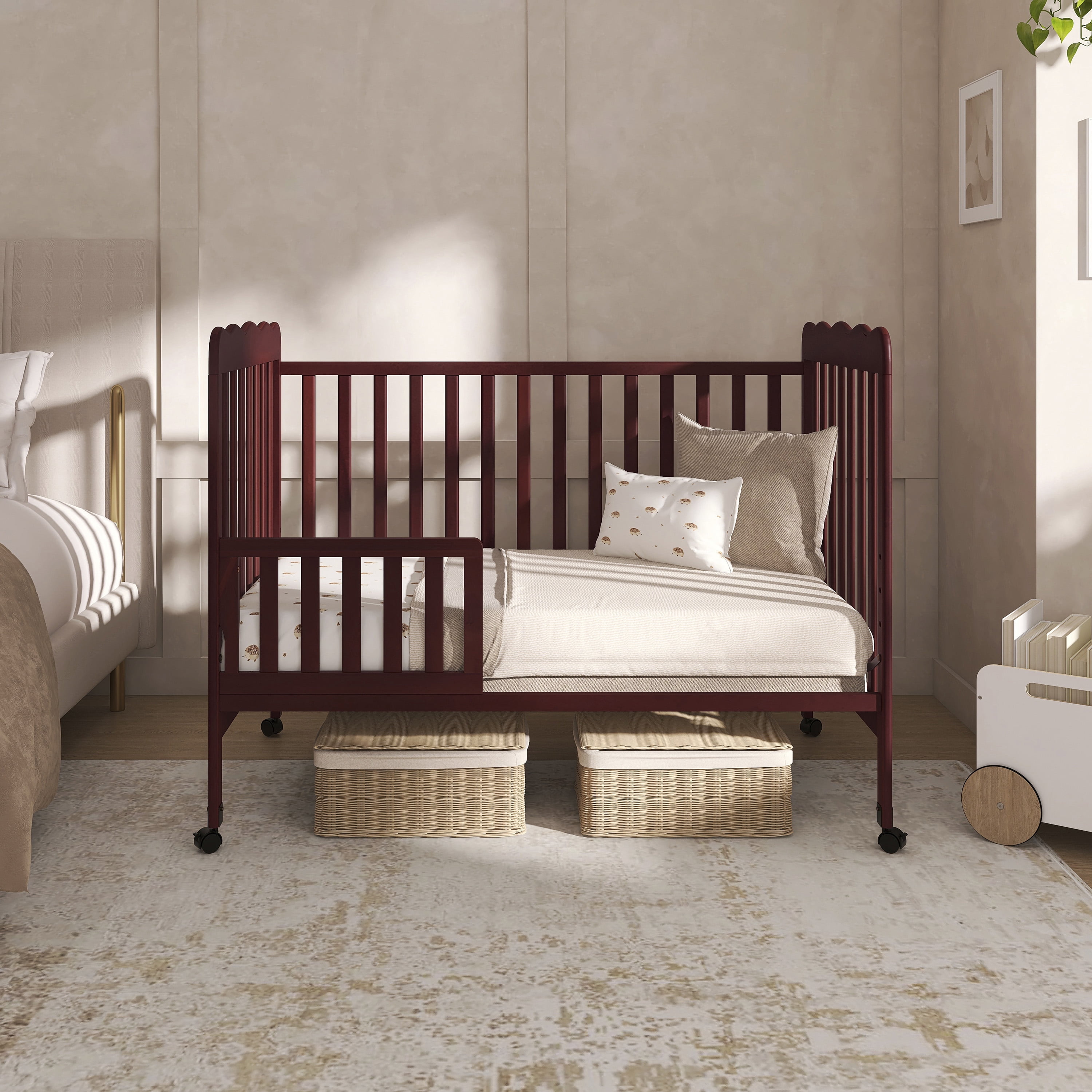 Dream On Me Carson Classic 3-in-1 Portable Crib in Espresso, Removable Wheels, Converts from Baby Crib to Toddler Bed, Day Bed and Kids Sofa, Three Adjustable Mattress Height Positions