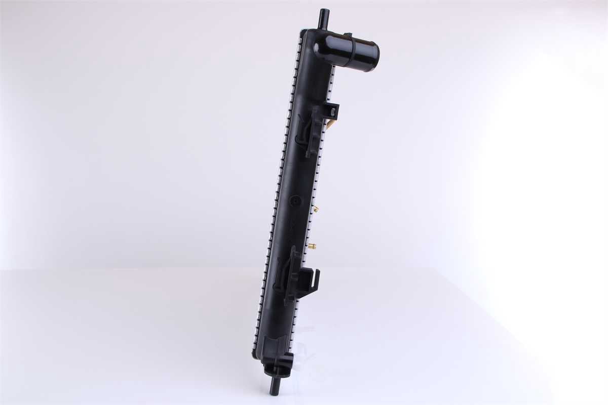 Nissens 675014 Radiator w/Integrated Transmission Oil Cooler