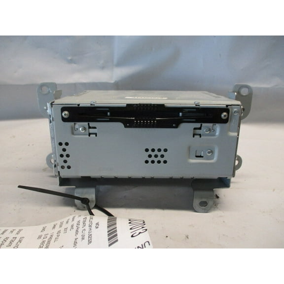 Pre-Owned 2017 2018 2019 Lincoln MKC AM FM CD MP3 Radio Receiver OEM - Verify Specific Vehicle Fitment In Description - (Good)