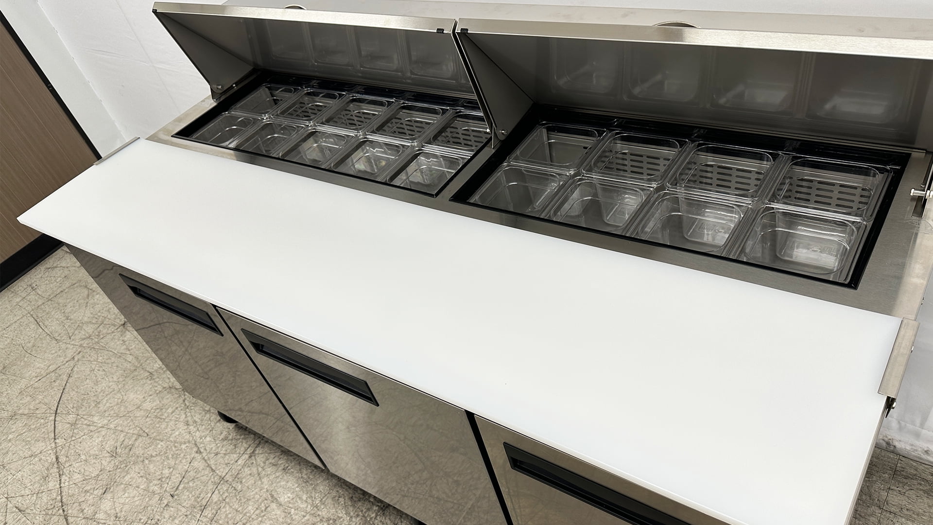 NSF 72 in. 3-Door Mega Top Sandwich Prep Table Refrigerator 21 Cu.Ft. Commercial Refrigerator