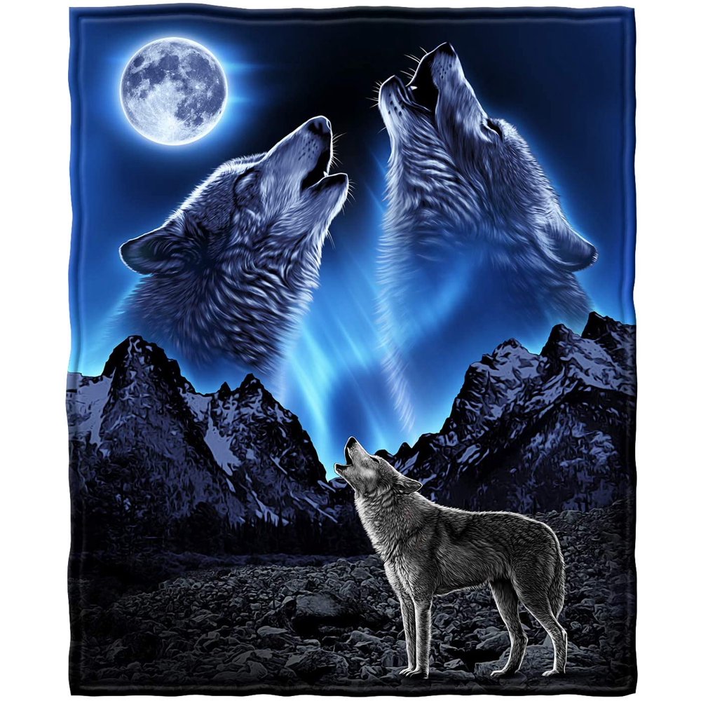 Dawhud Direct Wolves Howling Moon Super Soft Full/Queen Size Plush