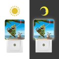 thumbnail image 3 of La Vida Salvaje Luz nocturna LED con sensor de anochecer a amanecer para dormitorio, baño, pasillo, escaleras - Lámpara LED nocturna de enchufe, 0.5W - 1 pieza, 3 of 6