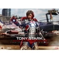 thumbnail image 2 of Figura Coleccionable Hot Toys Tony Stark (Mark V Suit Up) Sixth Scale Figure Hot Toys SIXTH SCALE FIGURE, 2 of 9
