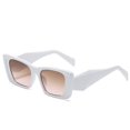 thumbnail image 1 of 2022 Nouvelles Lunettes de Soleil Tendance de Luxe Lunettes de Vue Monture Mode Rue, 1 of 1