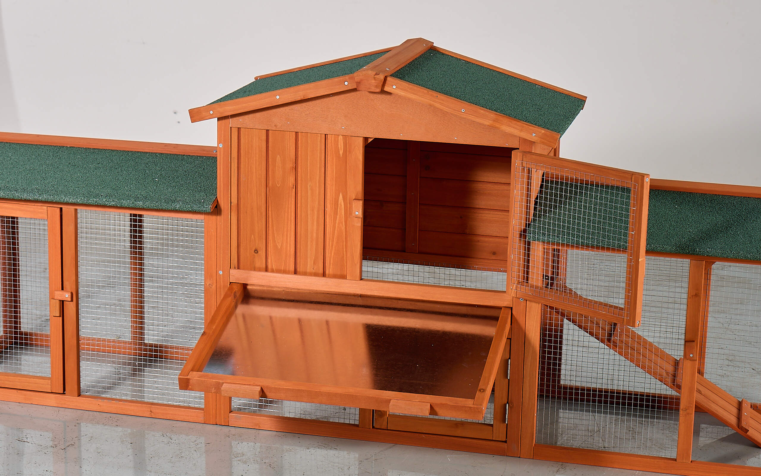 Pet Playpen Large Wooden Rabbit Hutch, Outdoor Bunny Cage with Spacious Run, Waterproof Asphalt Roof, Pull-Out Tray and Ramp, Fir Wood Pet House for Rabbits, Chickens and Small Animals (Brown & Green
