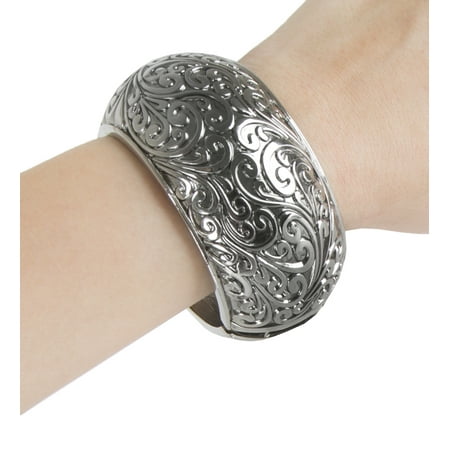 Funktional Wearables Activity Tracker Bracelet For Fitbit Flex And Activity Tracker Bracelet For Fitbit Flex And Other Fitness Trackers The Paige Antique Silver Engraved