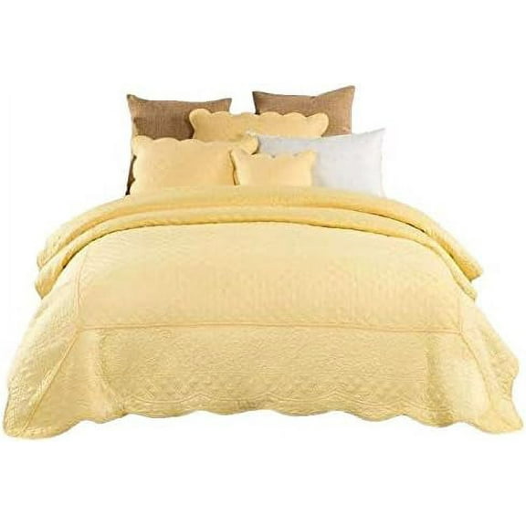 Tache Quilted Yellow Scalloped Buttercup Matelasse Bedspread Coverlet Set, California King