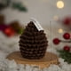 thumbnail image 3 of Decoraciones navideñas, adornos navideños, regalos navideños, velas de aromaterapia con forma de piñas de pino, cera de soja, velas encendidas, decoración de escenas, vela de piña, 3 of 6