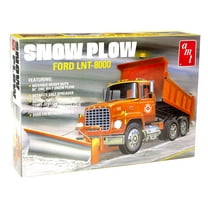 AMT AMT1178 Skill 3 Model Kit Ford LNT-8000 Snow Plow Truck 1 by 25 Scale Model