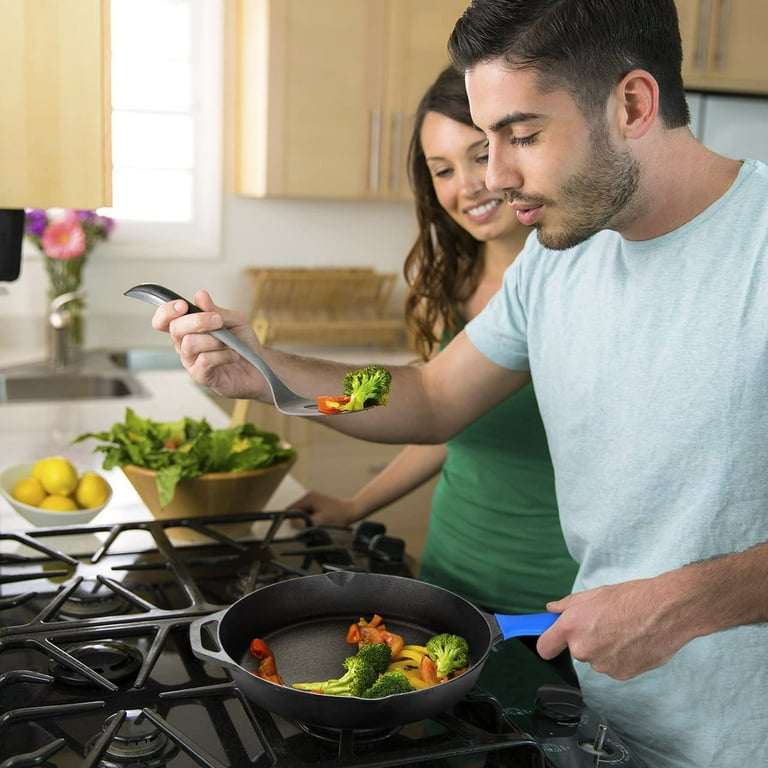 Pre Seasoned Cast Iron Skillet with Silicone Hot Handle Holder