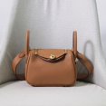 thumbnail image 2 of Bolso bandolera para mujer, mini bolso de médico, bolso de piel de vaca para mujer, bolso de hombro portátil, bolso de medicina con hebilla dorada, 2 of 5