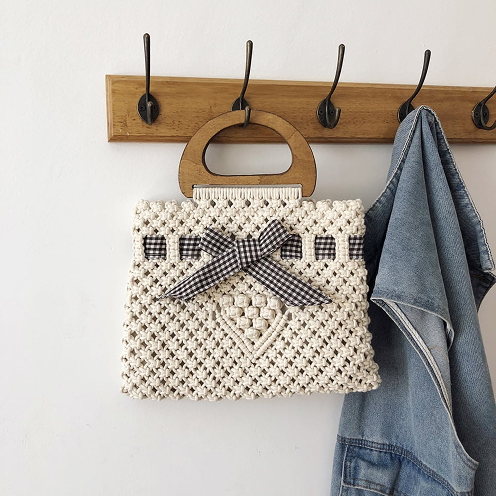 purse for beach vacation