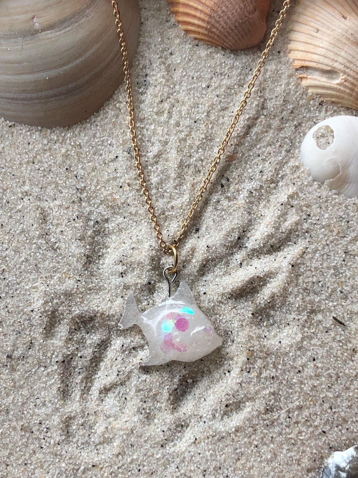 Love's Surf Gems Fish Necklacebeach jewelry summer accessories