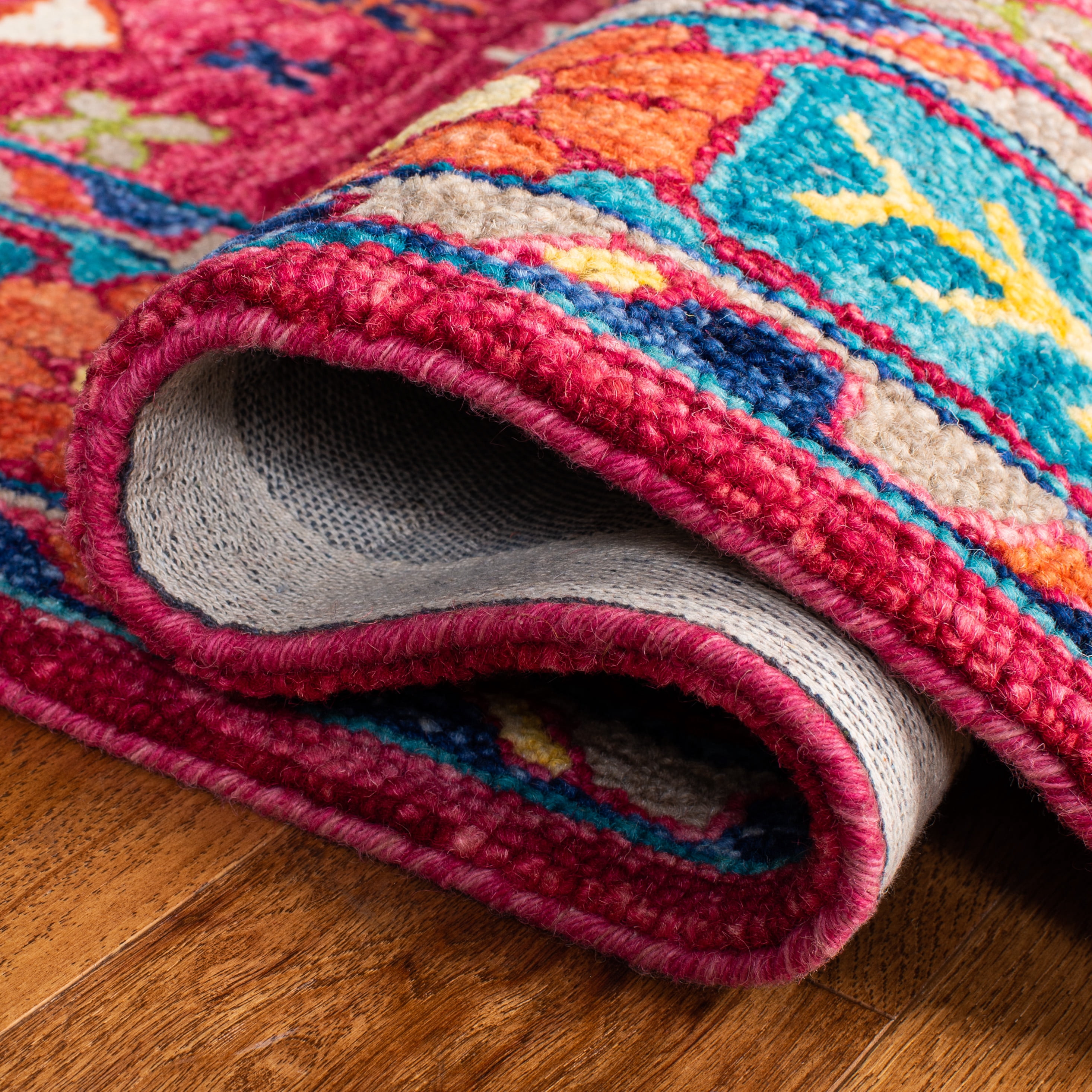 SAFAVIEH Aspen Noel Tribal Runner Rug, Red/Blue, 2'3" x 7'