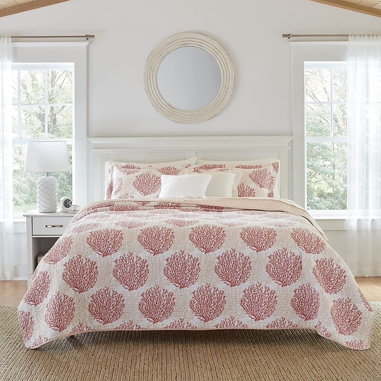 Laura Ashley Coral Coast Full/Queen Quilt Set in Coral - Walmart.com