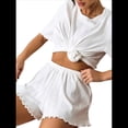 thumbnail image 3 of Conjunto de Pijama Informal Holgado con Ribete de Encaje para Mujer, 2 Piezas, Camiseta de Corta con Cuello Redondo y Pantalones Cortos, Color Cremoso L, 3 of 10