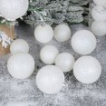 thumbnail image 2 of 6 bolas de plástico para adornos de árbol de Navidad de 6/8 cm, color blanco, para colgar en el hogar, Año Nuevo 2023, 2 of 5