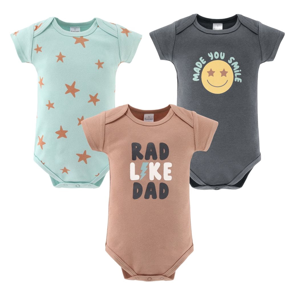 The Peanutshell 16-Piece Baby Layette Newborn Clothing Gift Set for 0 to 3 Months, Skater Boy