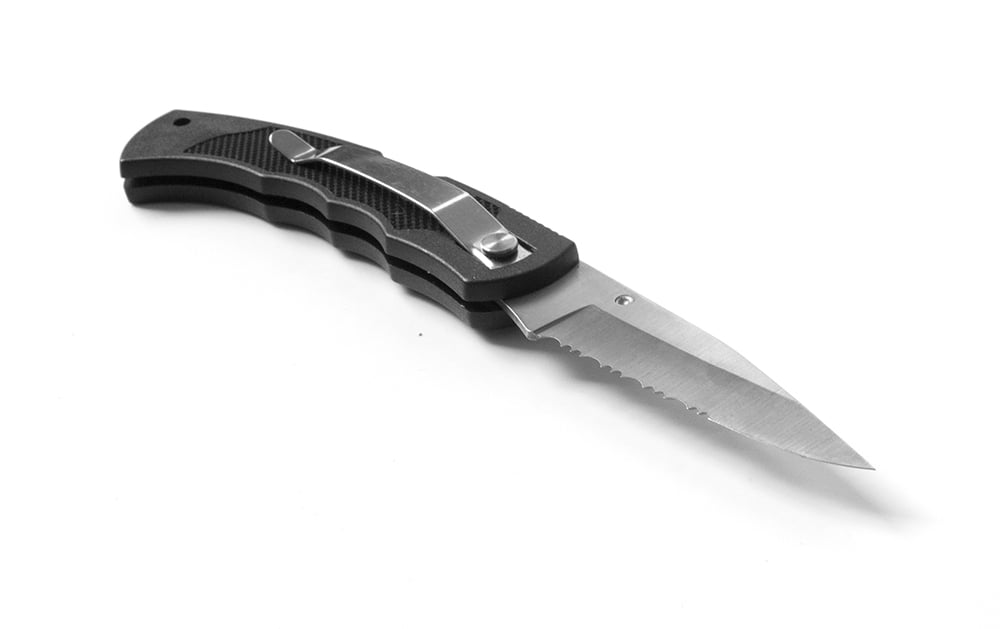 (4 pack) Ozark Trail Folding Pocket Knife, 3.1 in Stainless Steel Serrated Blade