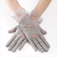 thumbnail image 1 of Guantes Encaje Primera Comunión Dama Fiesta Elegante Disfraz, 1 of 6