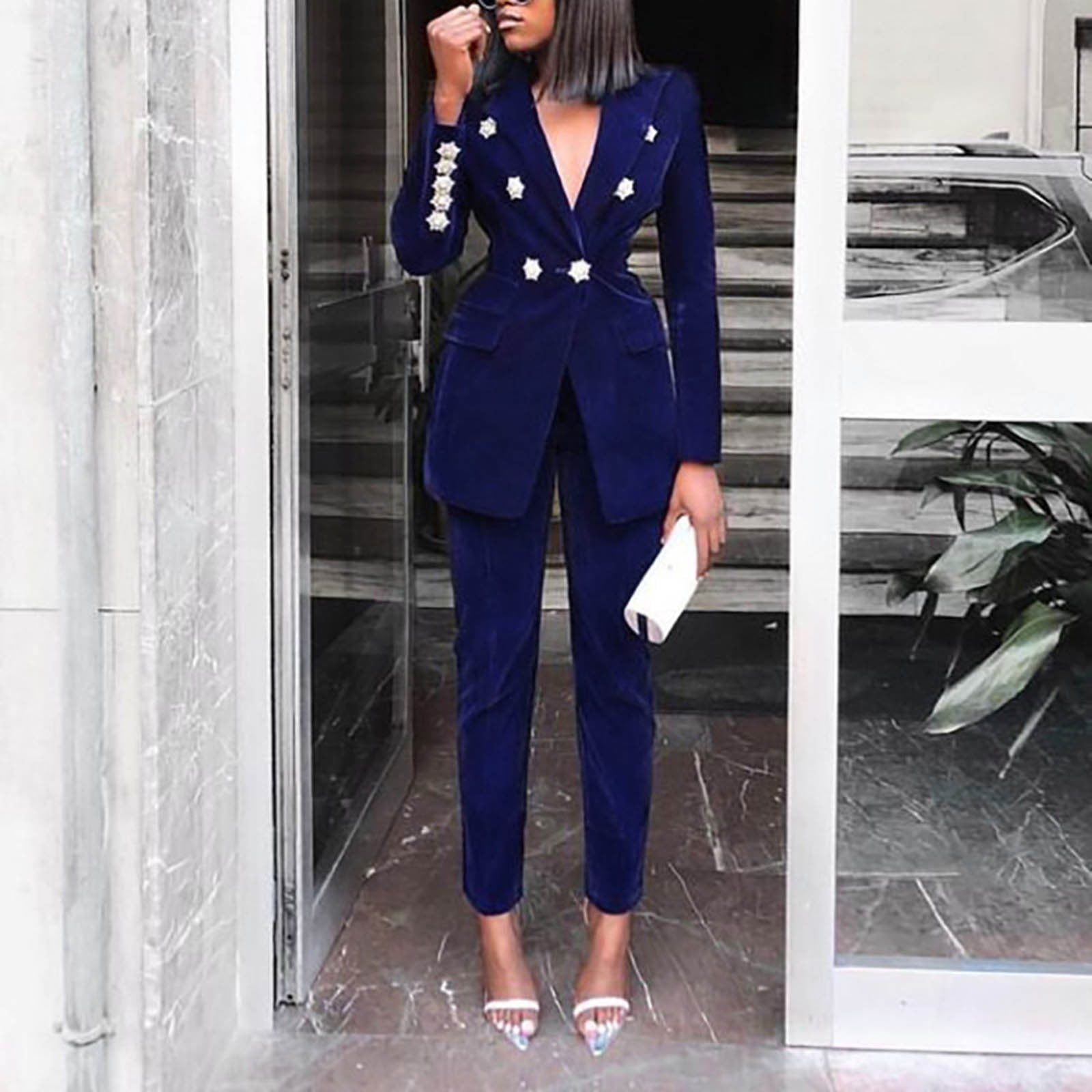 Aggregate more than 113 interview suits for ladies latest