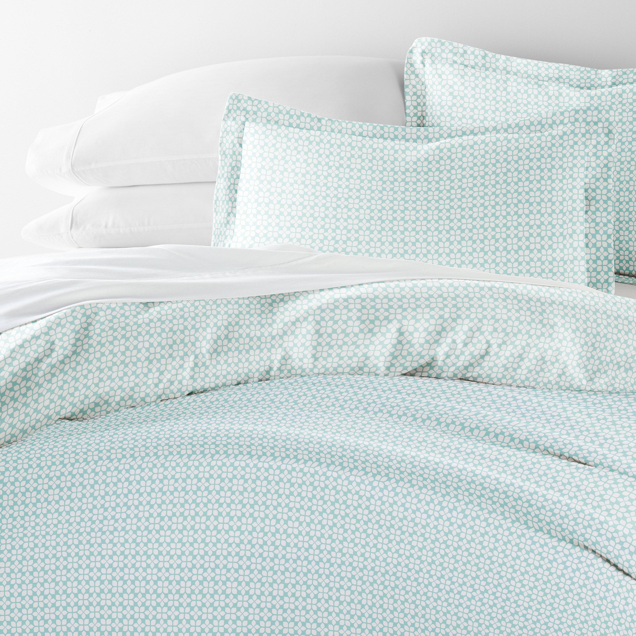 Duvet Cover Set - Ultra Soft & Breathable - Aqua Classic Essentials Starlight for King Size Bedding by Comfort Canopy