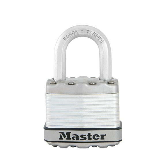 Master Lock Magnum Heavy Duty Outdoor Padlock with Key, Laminated Steel, 1 pack