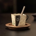 thumbnail image 3 of Taza de café con diseño floral elegante pintada en oro - Forma de loto cuadrada - Taza de té de la tarde de 80 ml, 3 of 4