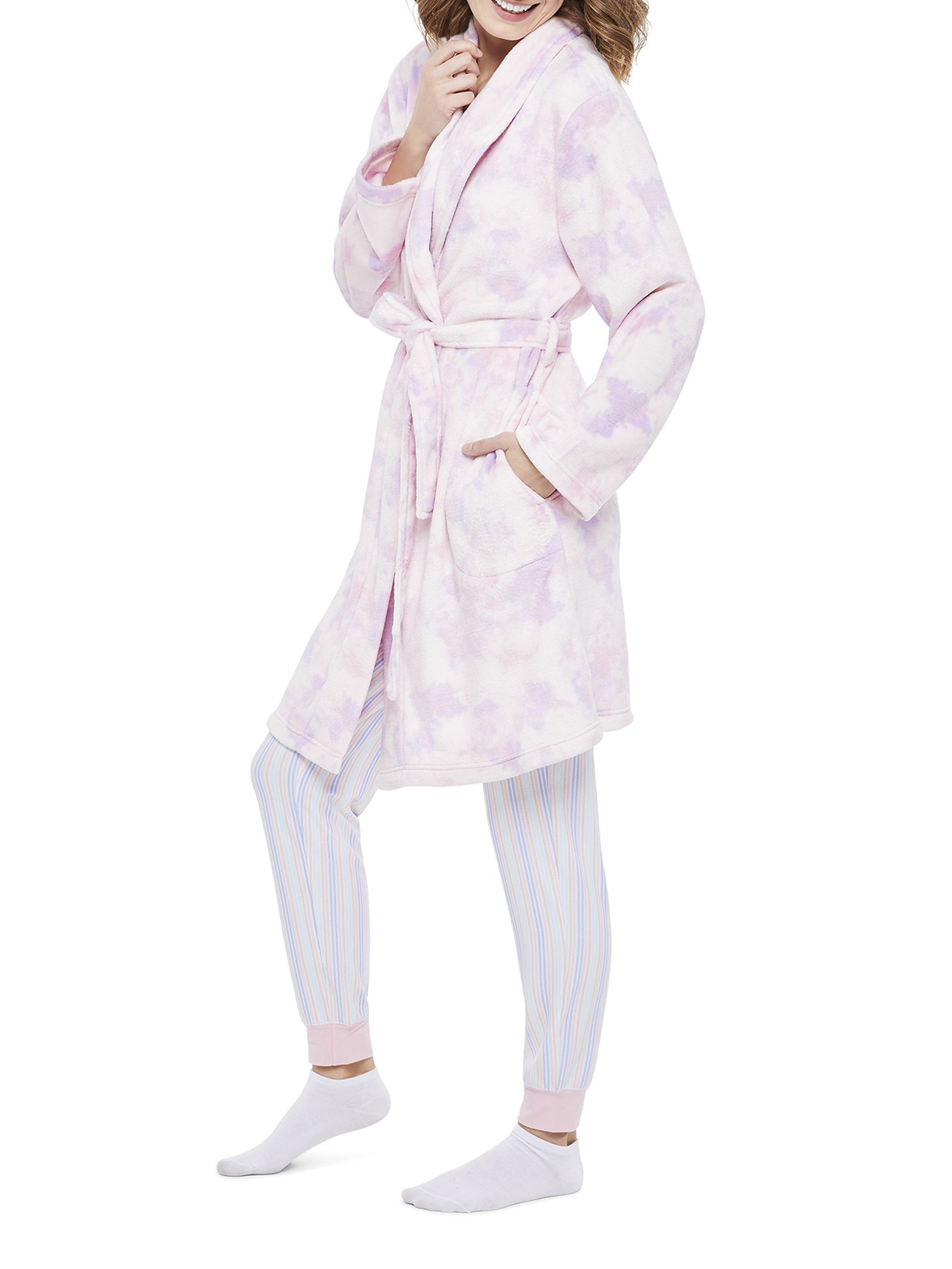 GEORGE Tie Dye Afternoon Polyester Robe (Women's or Women's Plus) 1 Pack - image 5 of 7